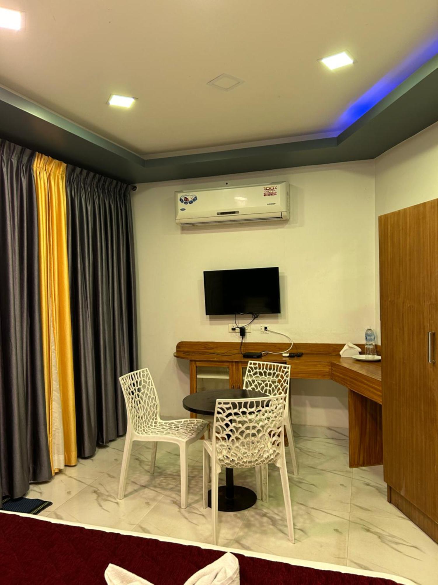 G Hotel Kottakuppam 外观 照片
